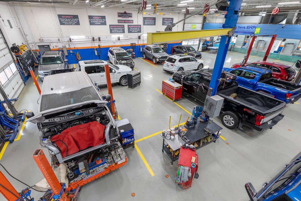 Why Choose Us? Waterdown Collision